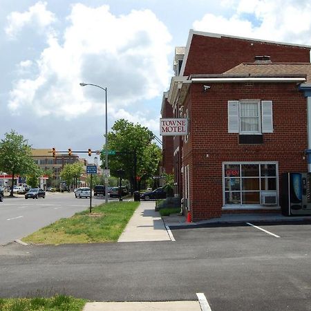 Towne Motel Alexandria Exterior photo