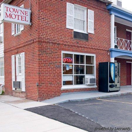 Towne Motel Alexandria Exterior photo