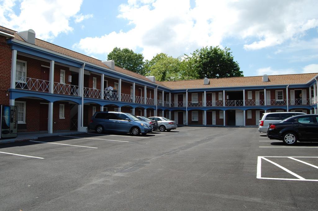 Towne Motel Alexandria Exterior photo