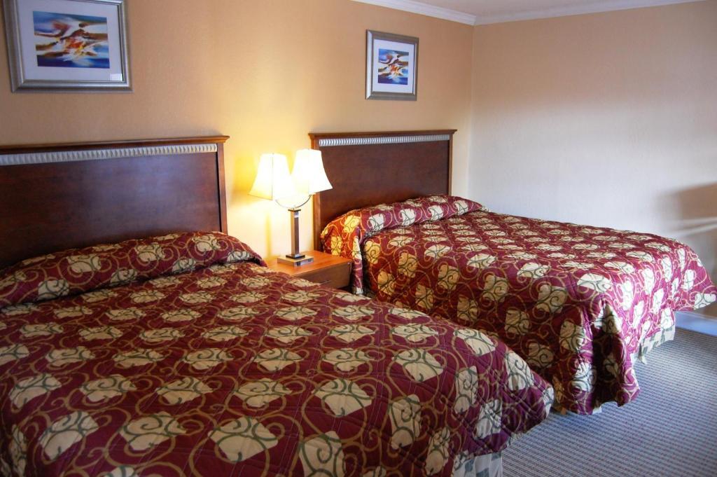 Towne Motel Alexandria Room photo