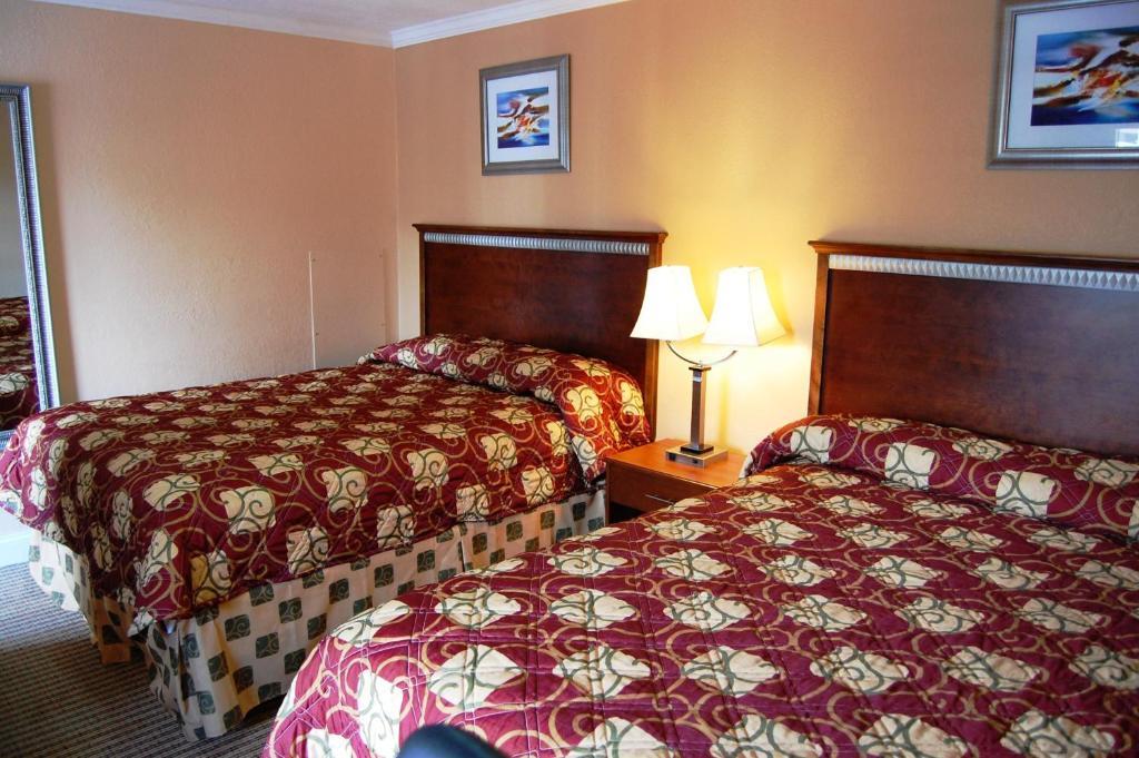 Towne Motel Alexandria Room photo